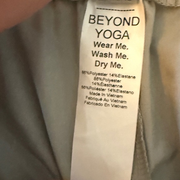 Beyond Yoga Easy Wide Leg Pants High Waisted Mist Gray Size L NWT - Picture 6 of 10